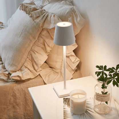 Moduro.co.uk Table Lamps Lumiera – Elegant Wireless Table Lamp – LED – Rechargeable
